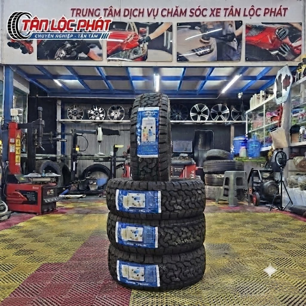 Lốp Comforser 195/80R15 100T XL CF1100 AT chính hãng tại Tân Lộc Phát